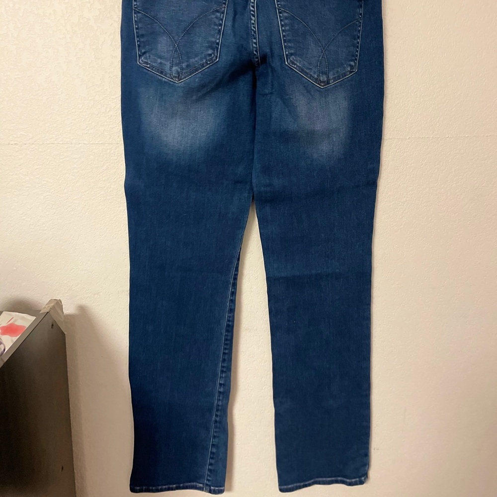 Jeans - Picture 2 of 3